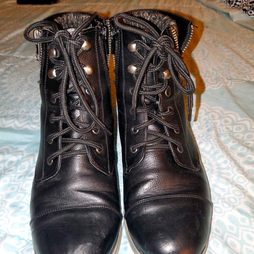 Womens Boots